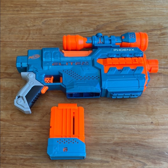 Nerf Elite 2.0 Phoenix - Picture 1 of 2